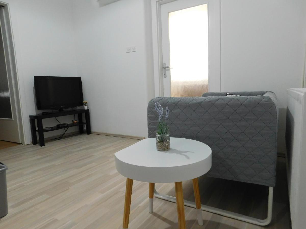 Apartments Mateo Загреб Экстерьер фото